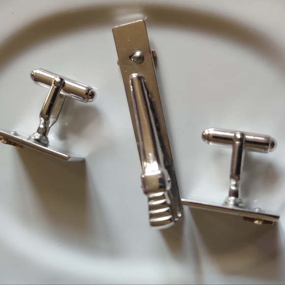 Vintage Anson Cross Clufflinks and Tie Clip set - Picture 6 of 7